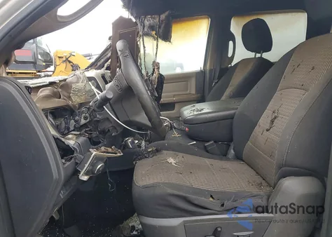 2011 Dodge Ram 2500 z USA, uszkodzony, nr VIN 3D7TT2CT7BG562438